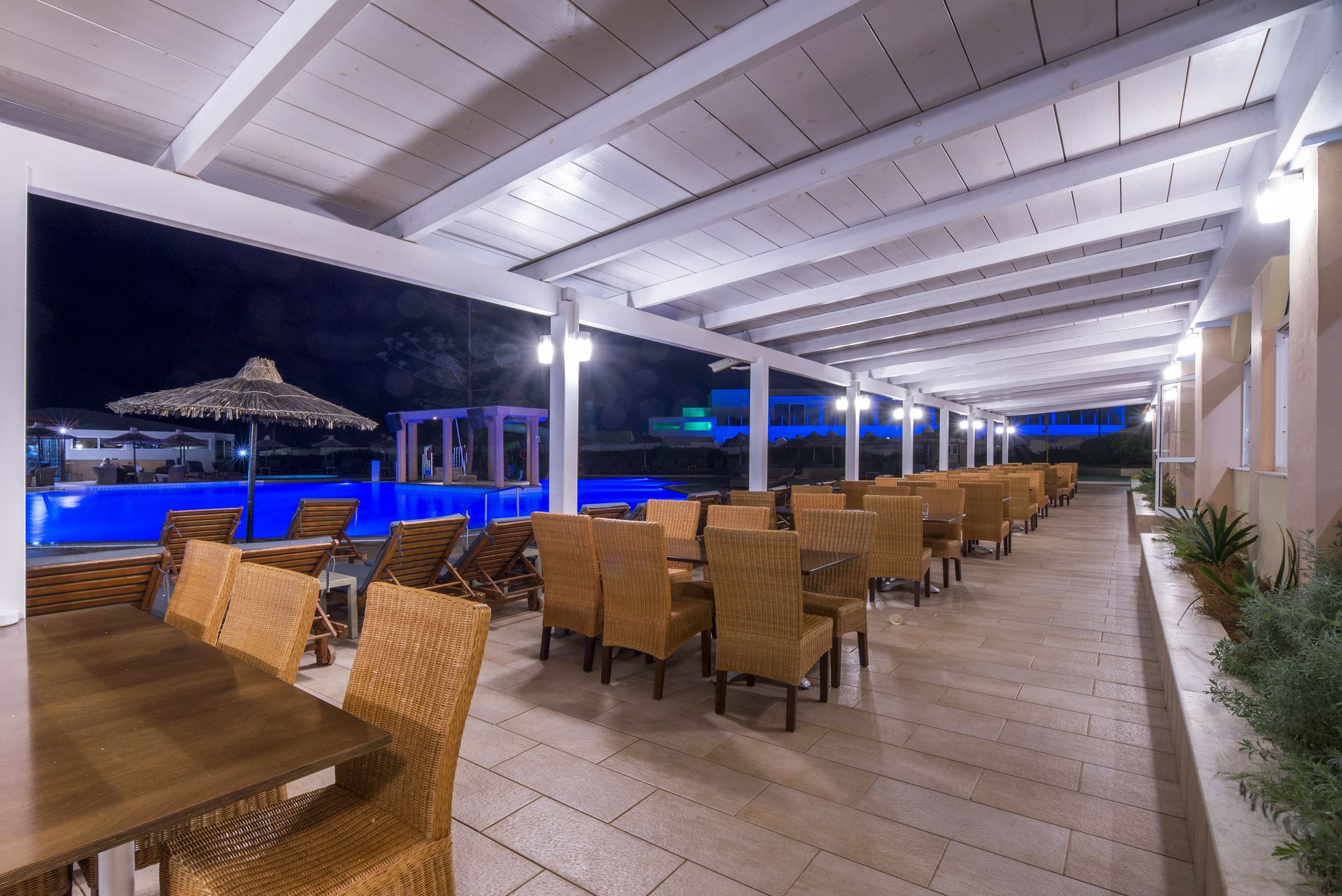 Senseana Sea Side Resort & Aquadventure Аналипси Экстерьер фото
